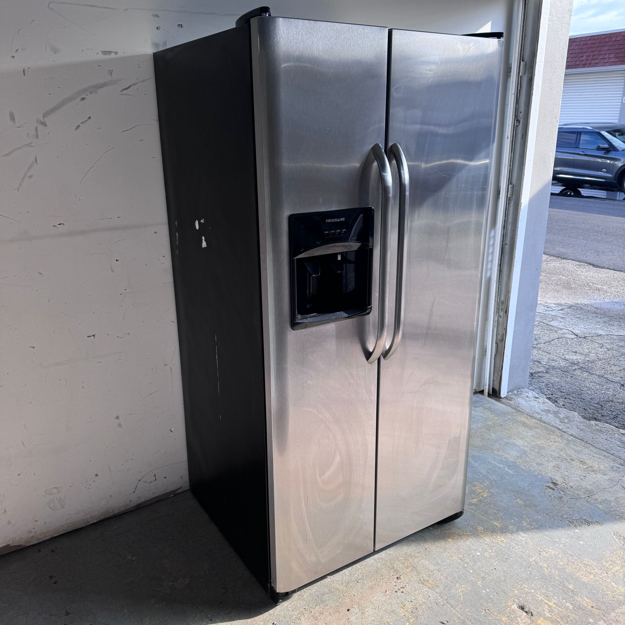 Frigidaire Stainless Steel Refrigerator Frigidaire Stainless Steel Refrigerator